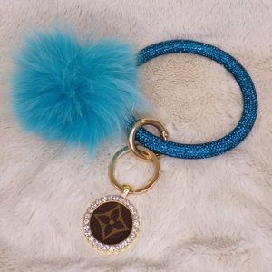 NWT! Upcycled BLING Handcrafted Medallion Key Ring! 🌸